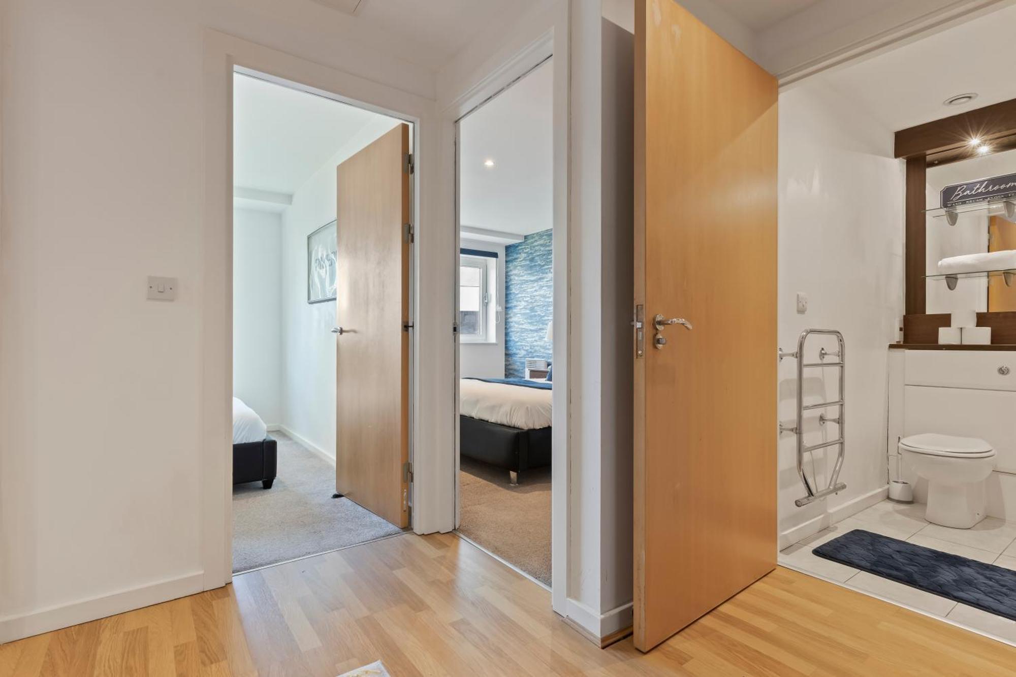 Spacious 2 Bedroom Apartment-City Centre - Free Parking- Sleeps 5 Birmingham Exterior photo